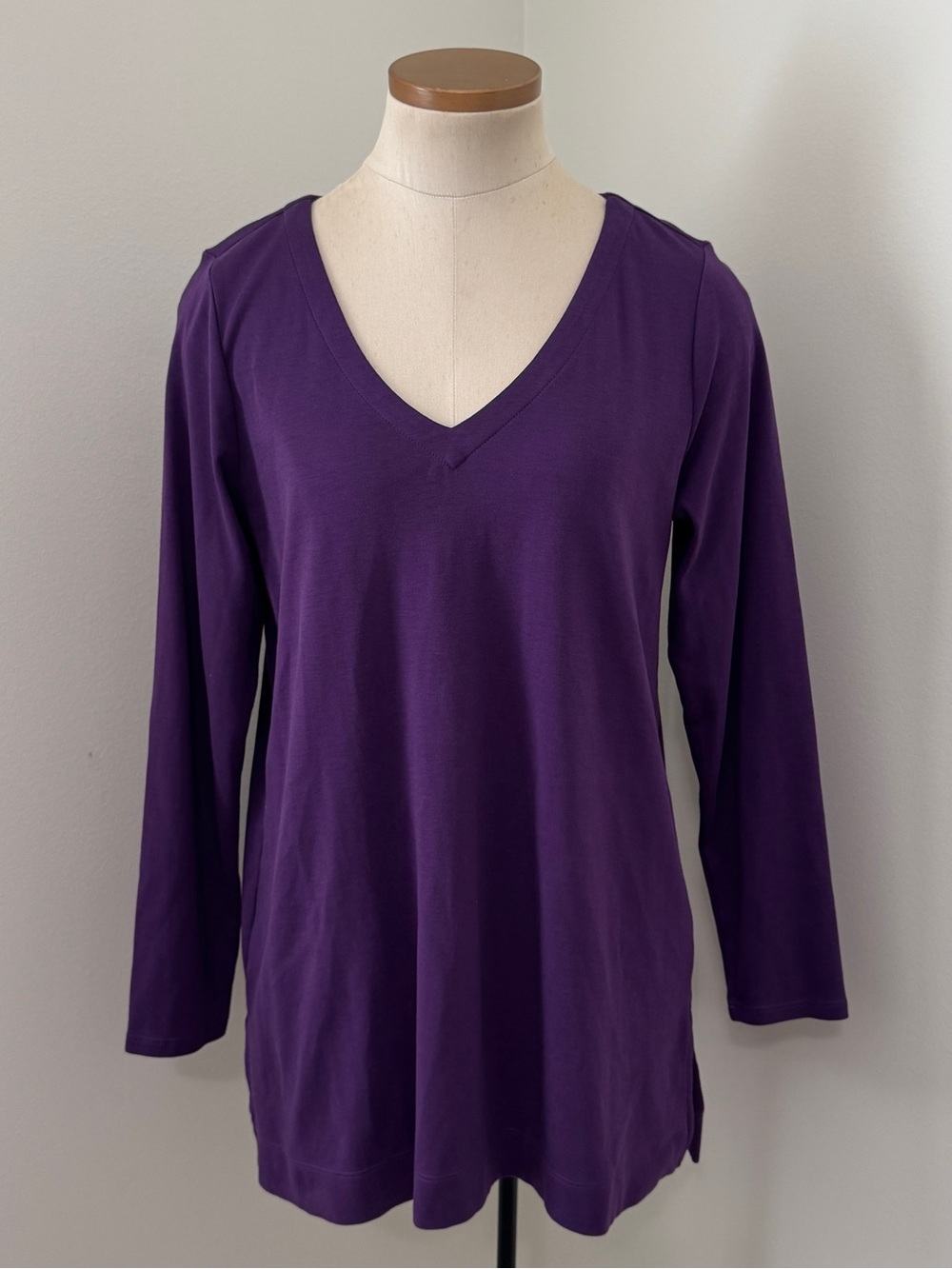 J Jill Small Purple Simply Supima Side Slit V-Neck‎ Tunic Top